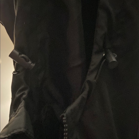 NWT Men’s Reebok Black Windbreaker Jacket - Picture 5 of 5